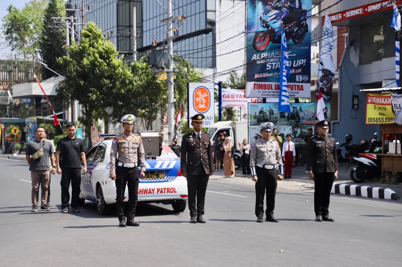 Beberapa Ruas Jalan Kota Kediri Mendadak Hening, Ini Alasannya