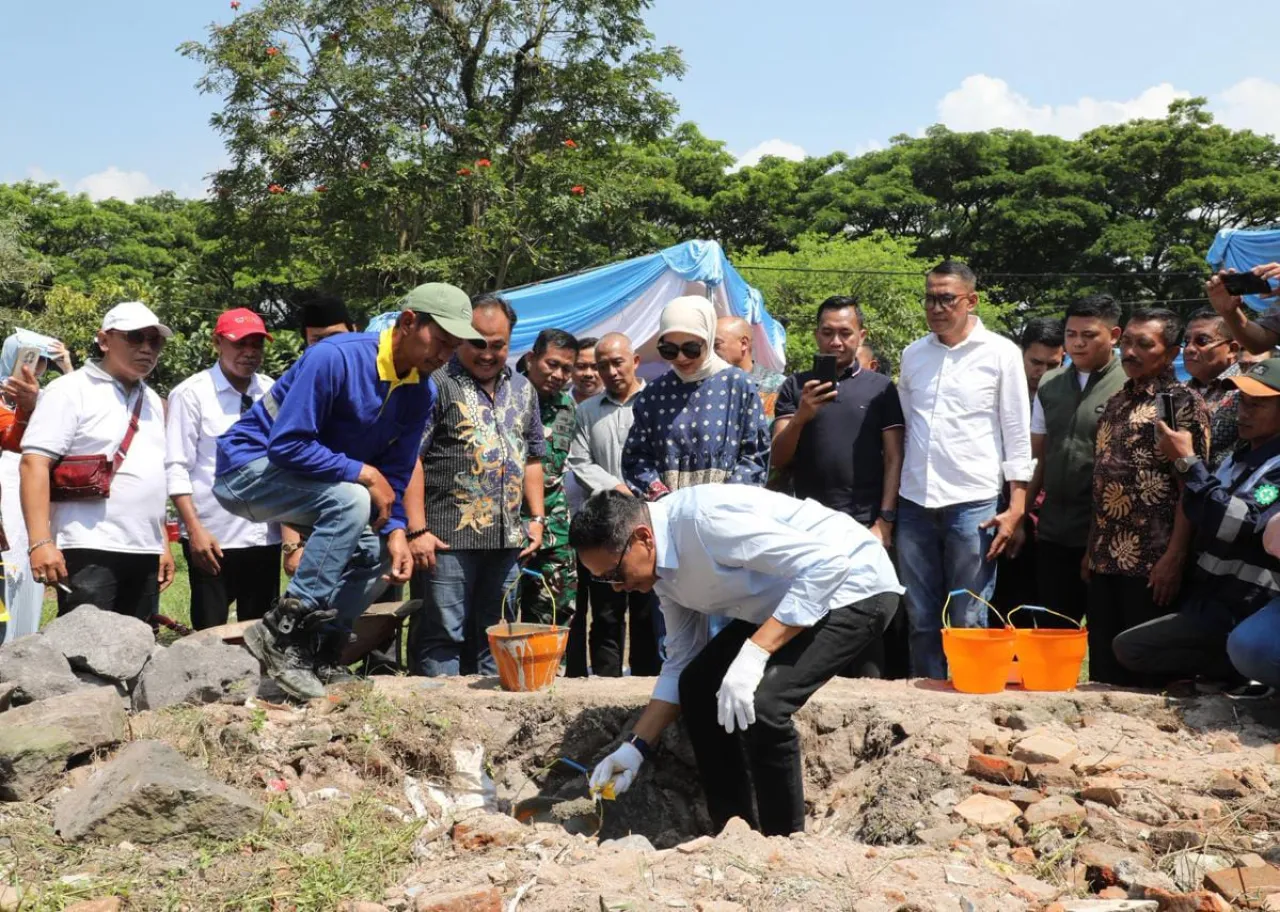 Wali Kota Malang Letakkan Batu Pertama Pembangunan UMKM Center