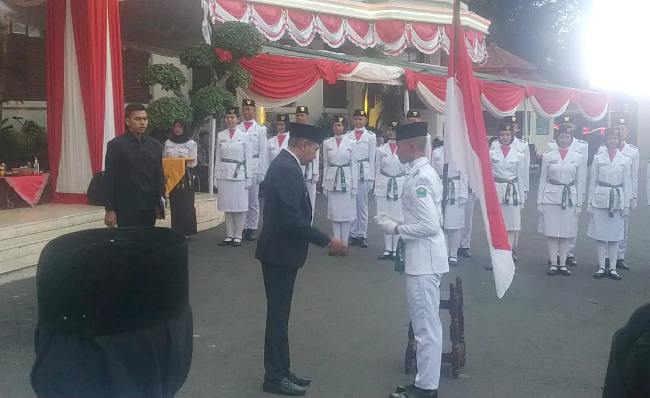 Wali Kota Malang Kukuhkan 76 Anggota Paskibraka