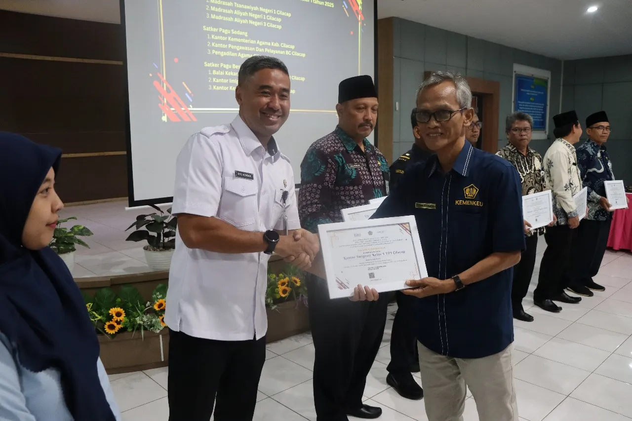 Kantor Imigrasi Cilacap Raih Dua Penghargaan Bergengsi