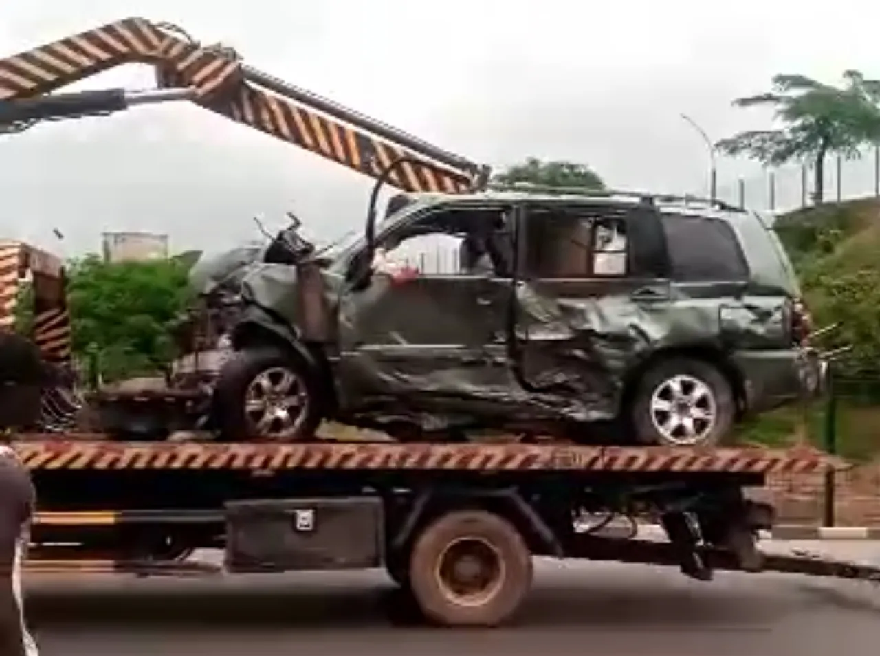Tiga Juru Parkir Dibakar Hidup-hidup oleh Massa