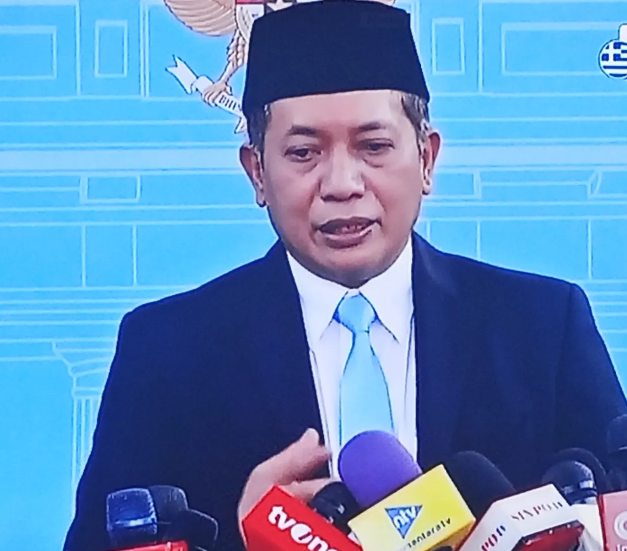 Budi Arie Dicopot, Diganti Wakilnya Ferry Juliantono