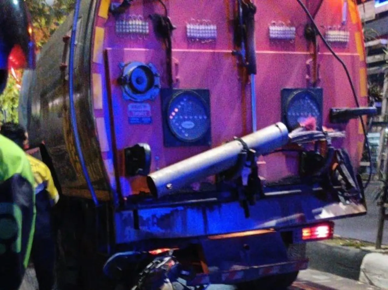 Pemotor Tewas Tabrak Truk Milik Pemkot di Jalan A.Yani