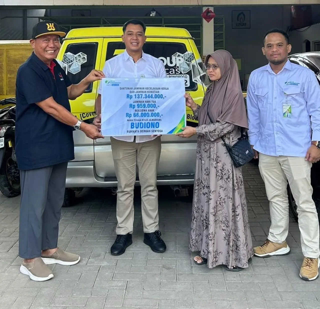 BPJS Ketenagakerjaan Ponorogo Serahkan Santunan Jaminan Sosial di Hari Pelanggan 2025