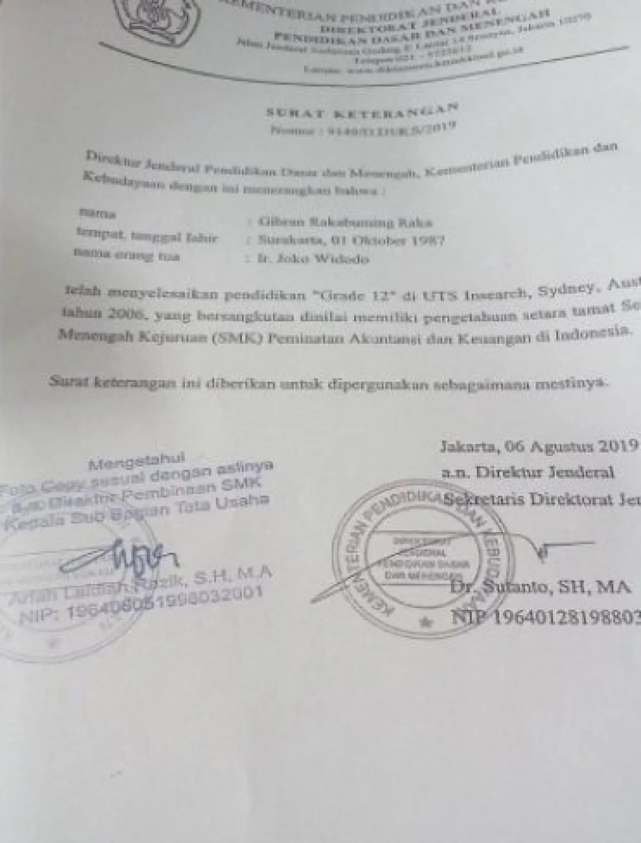 dr.Tifa Tuding Gibran Mendaftar Cawapres Hanya Bermodal Surat Keterangan  