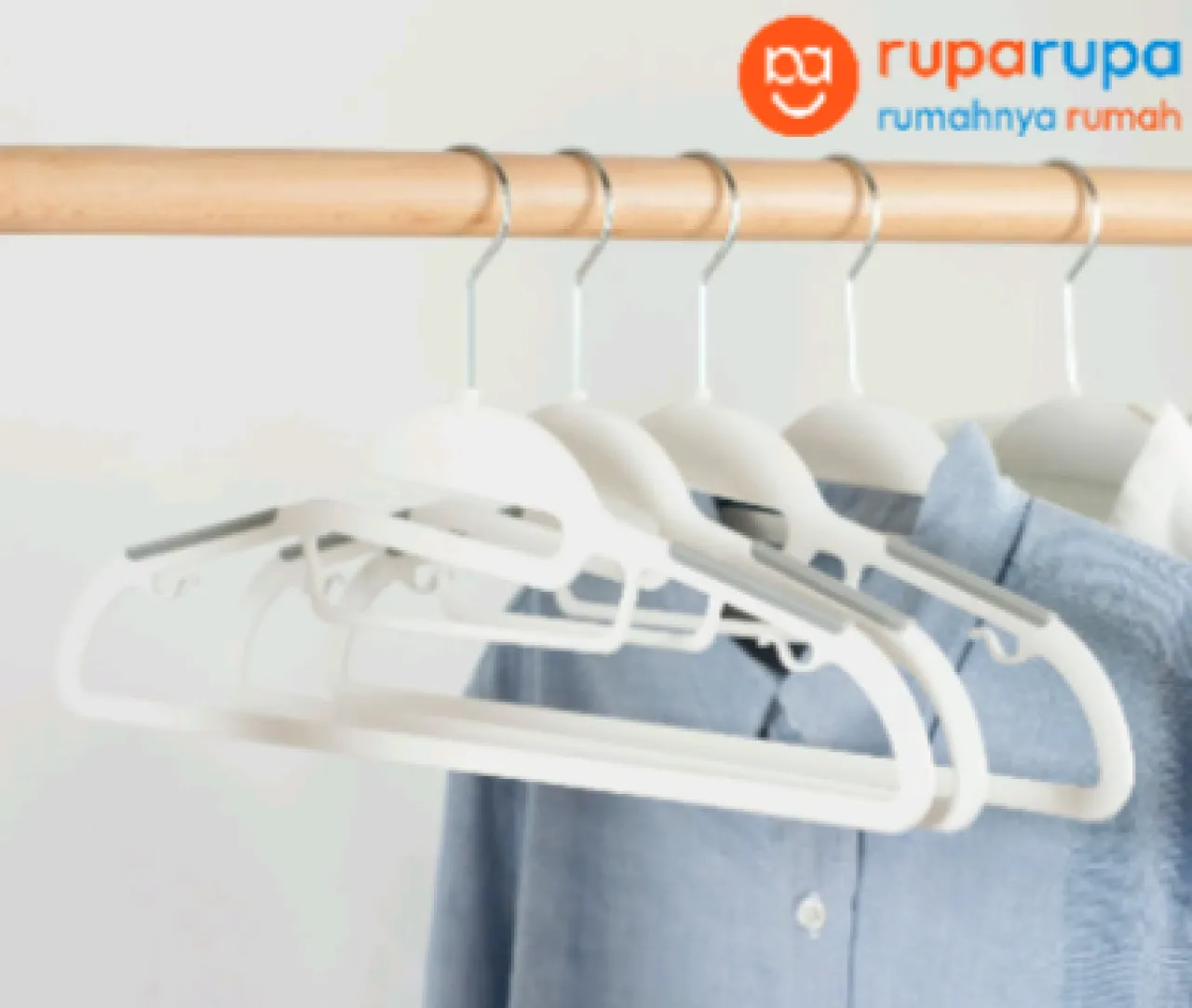 Cara Menata Pakaian dengan Hanger Baju Agar Lemari Rapi