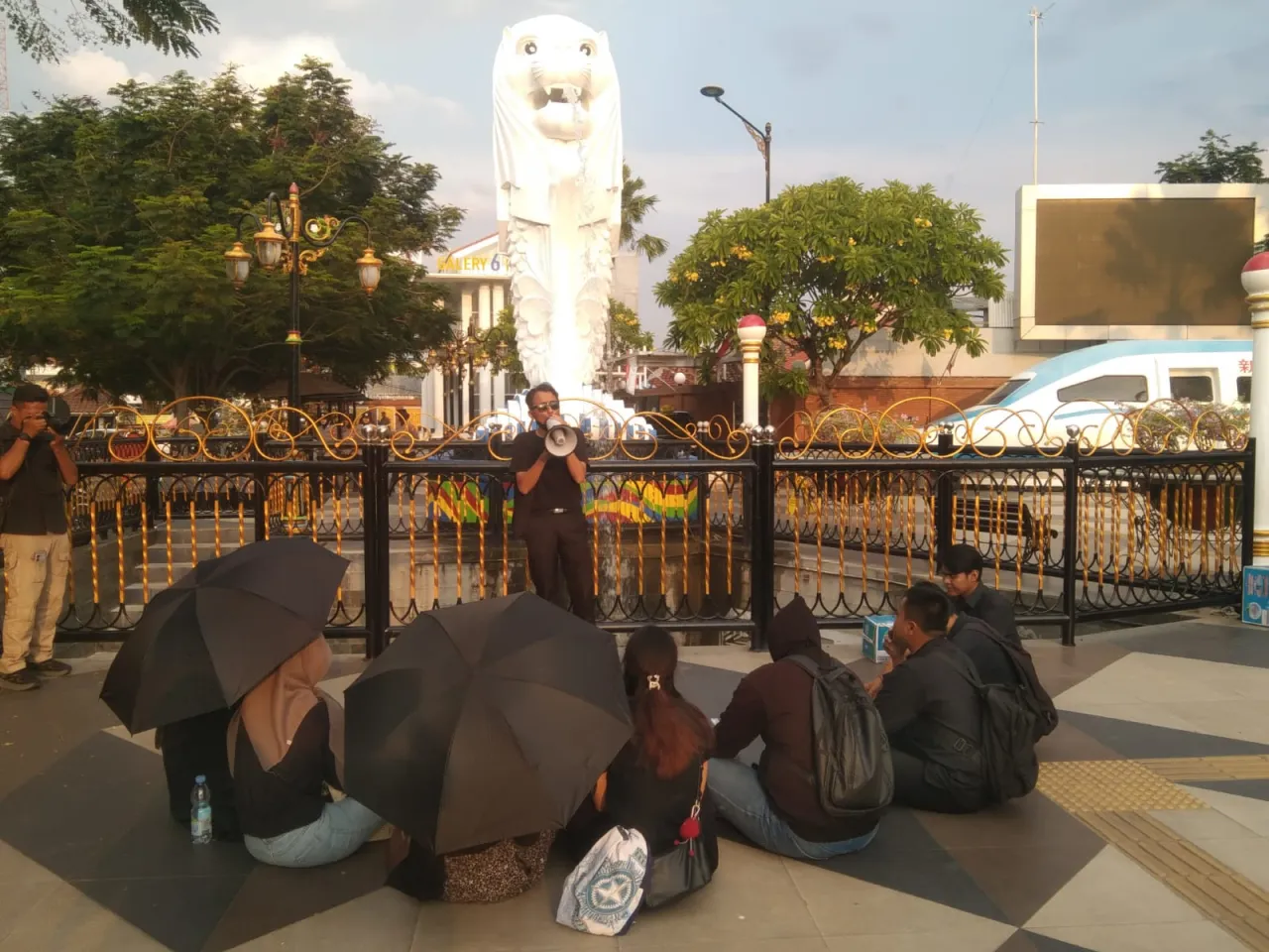 Aksi Kamisan Pertama Digelar di Kota Madiun, Mahasiswa Tuntut Keadilan untuk Korban Penghilangan