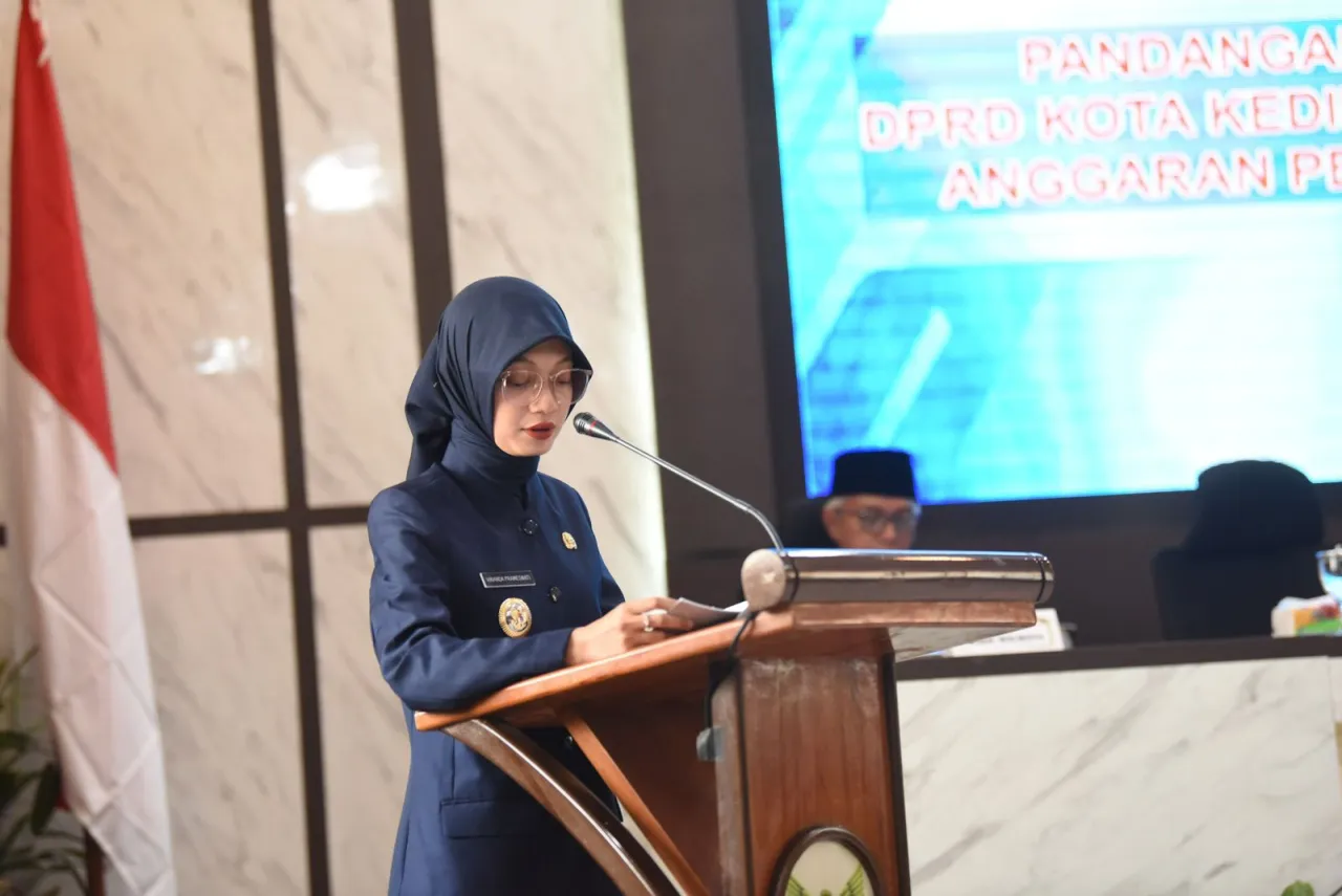 Pandangan Umum DPRD Terkait Raperda Perubahan APBD Tahun Anggaran 2025, Ini Jawaban Wali Kota Kediri