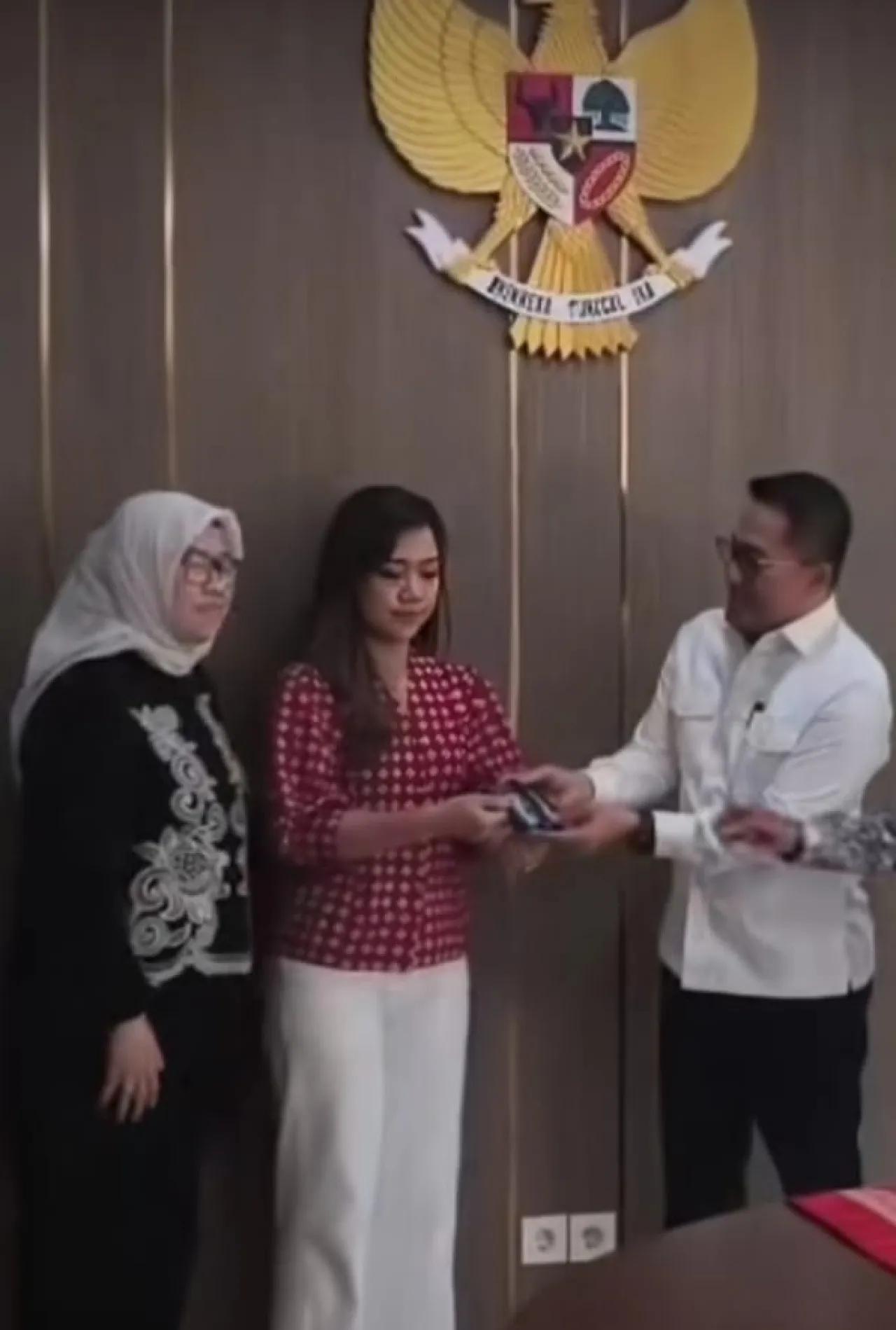 Konflik Perseteruan Antara BPMI Istana vs CNN Berakhir Damai