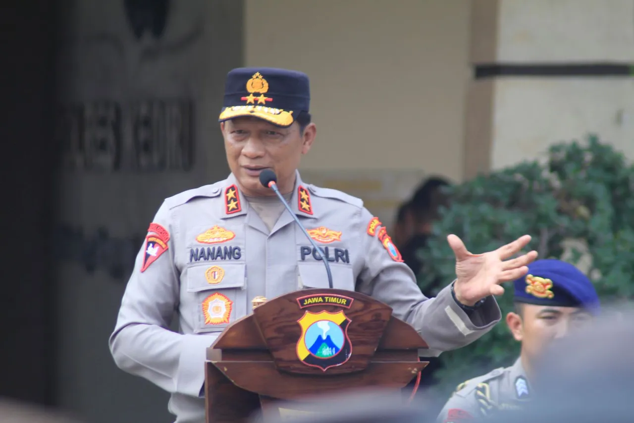 Kapolda Jatim Tinjau Kerusakan di Wilayah Kota Kediri, Tekankan Hal Ini