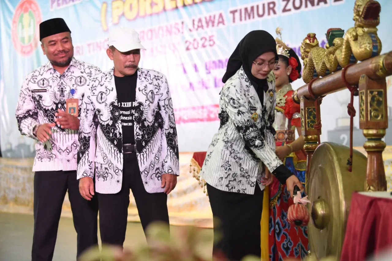 Mbak Wali Buka Porsenijar Zona 2 Jatim: Ajang Guru Kembangkan Bakat dan Tingkatkan Kompetensi