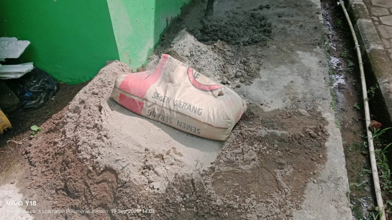 Semen Serang Jadi Terlibat, Dampak tak Terlihat Konsultan Pengawas dan Dikdas Diduga Lalai