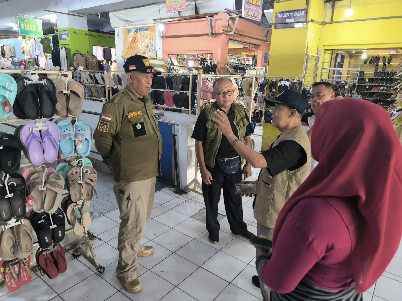 Menanggapi Persoalan Pedagang, Dewan Pembina APPSI Tinjau Langsung Pasar Tradisional di Kota Madiun