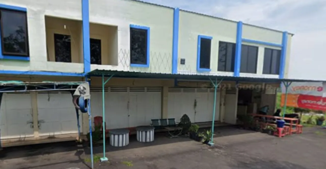 Warga Kepadangan Berharap Karaoke Mau Pelankan Musiknya