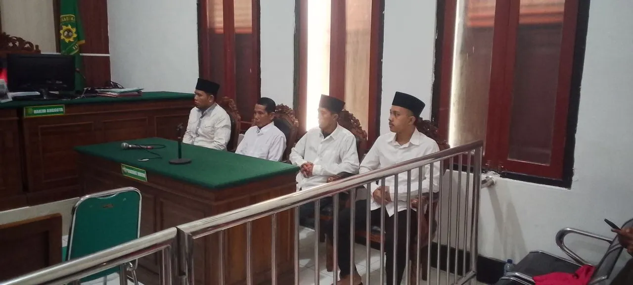 Empat Kurir Diadili, Dua Bos Rokok Ilegal Masih Bebas Berkeliaran