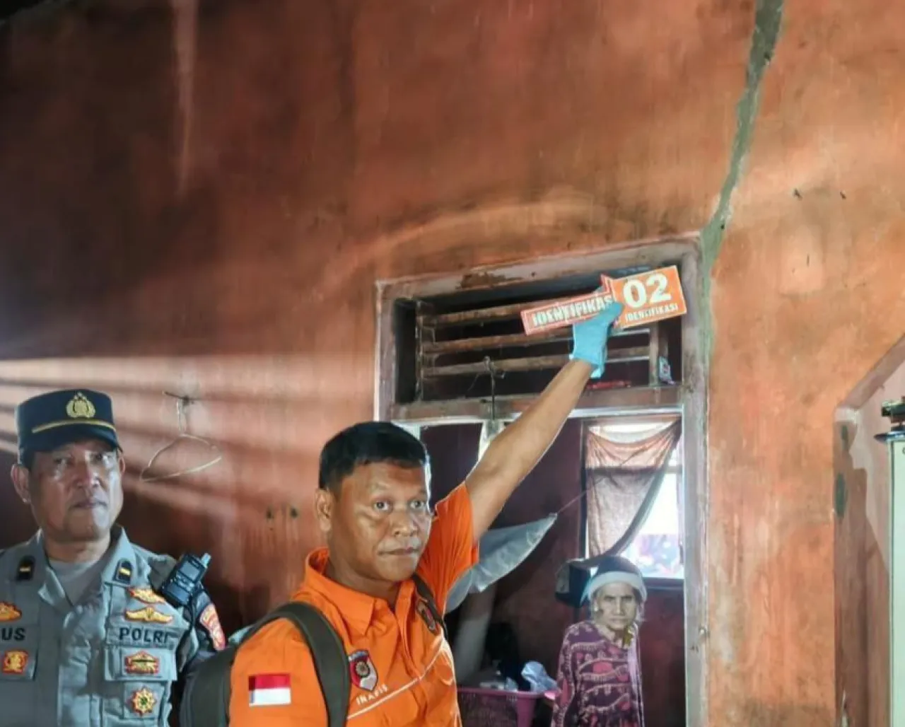 Buruh Harian Lepas Ditemukan Gantung Diri di Pintu Rumah