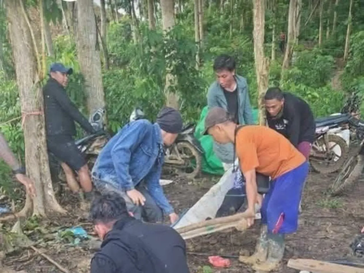 Kelompok Penambang Emas Bentrok, 3 Tewas dan 1 Kritis