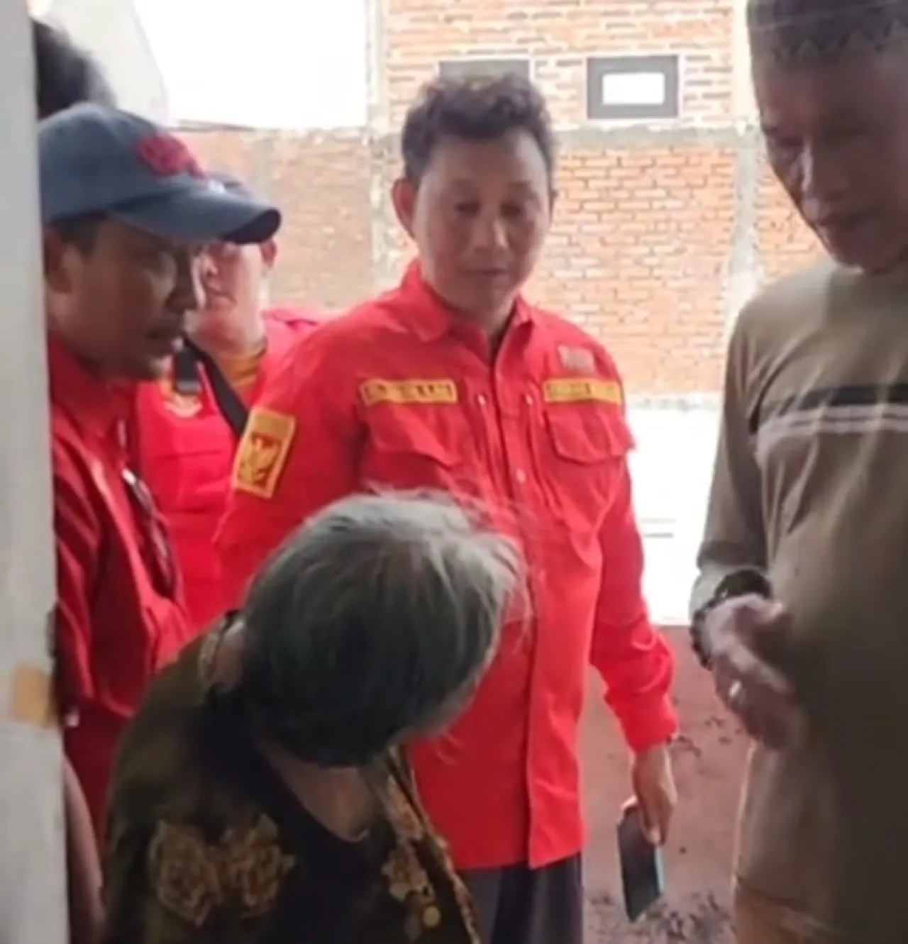 Ditolak Nenek Elina, Bantuan dari Madas Dialihkan ke Orang Lain yang Membutuhkan