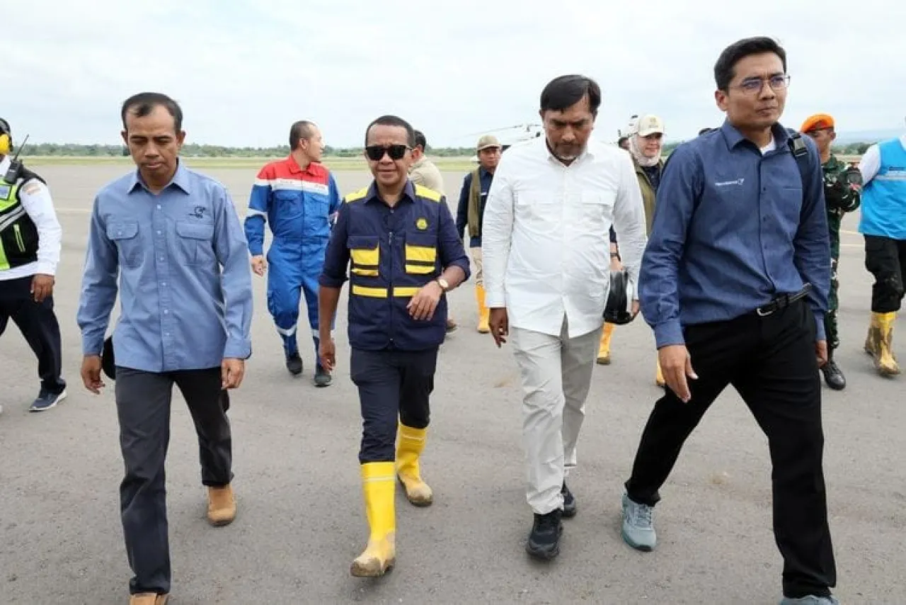 Bahlil Longgarkan Aturan BBM dan Perintahkan SPBU Beroperasi 24 Jam