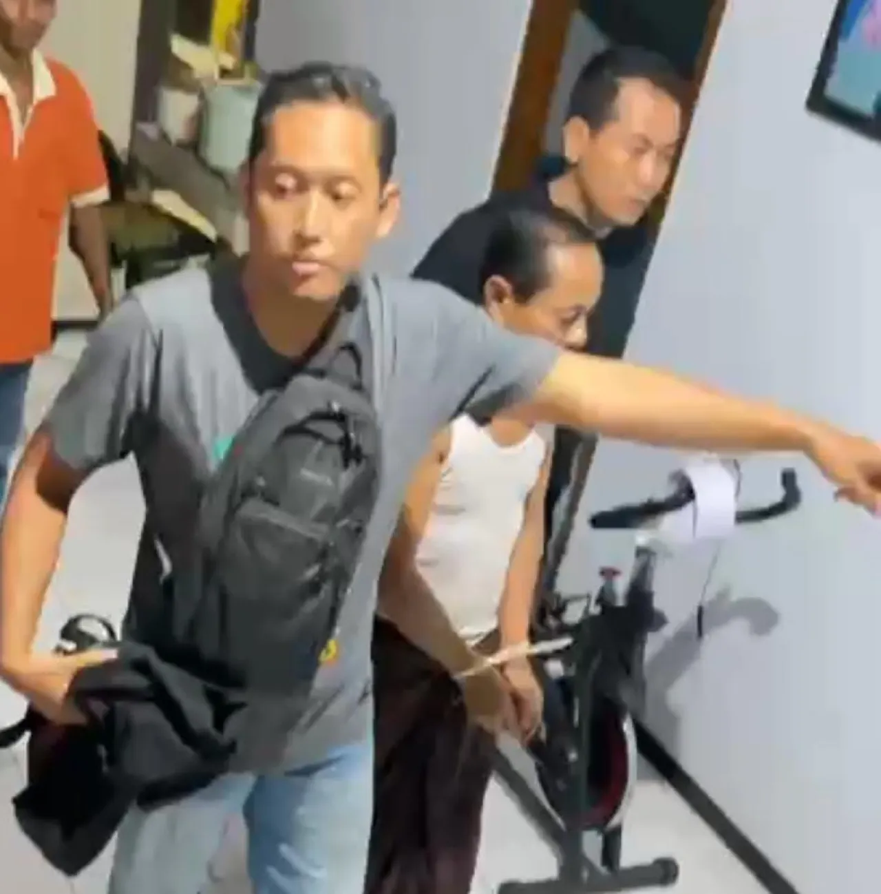 Hamili Tetangga yang Masih SMA, Duda di Gresik Mendekam di Kantor Polisi