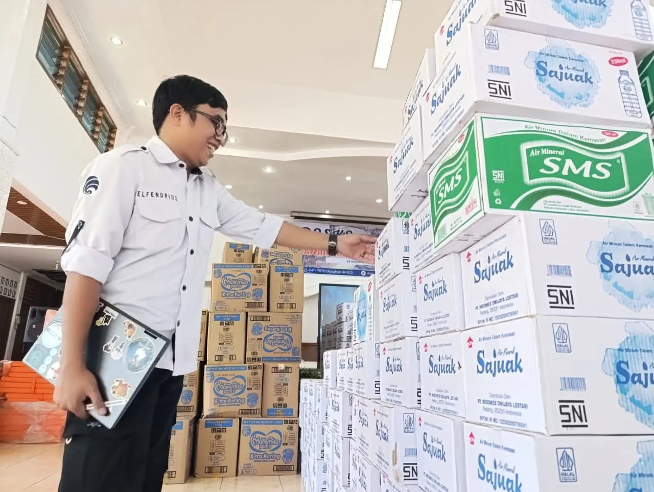 Wali Kota Padang Pastikan Bantuan Tidak Menumpuk di Posko