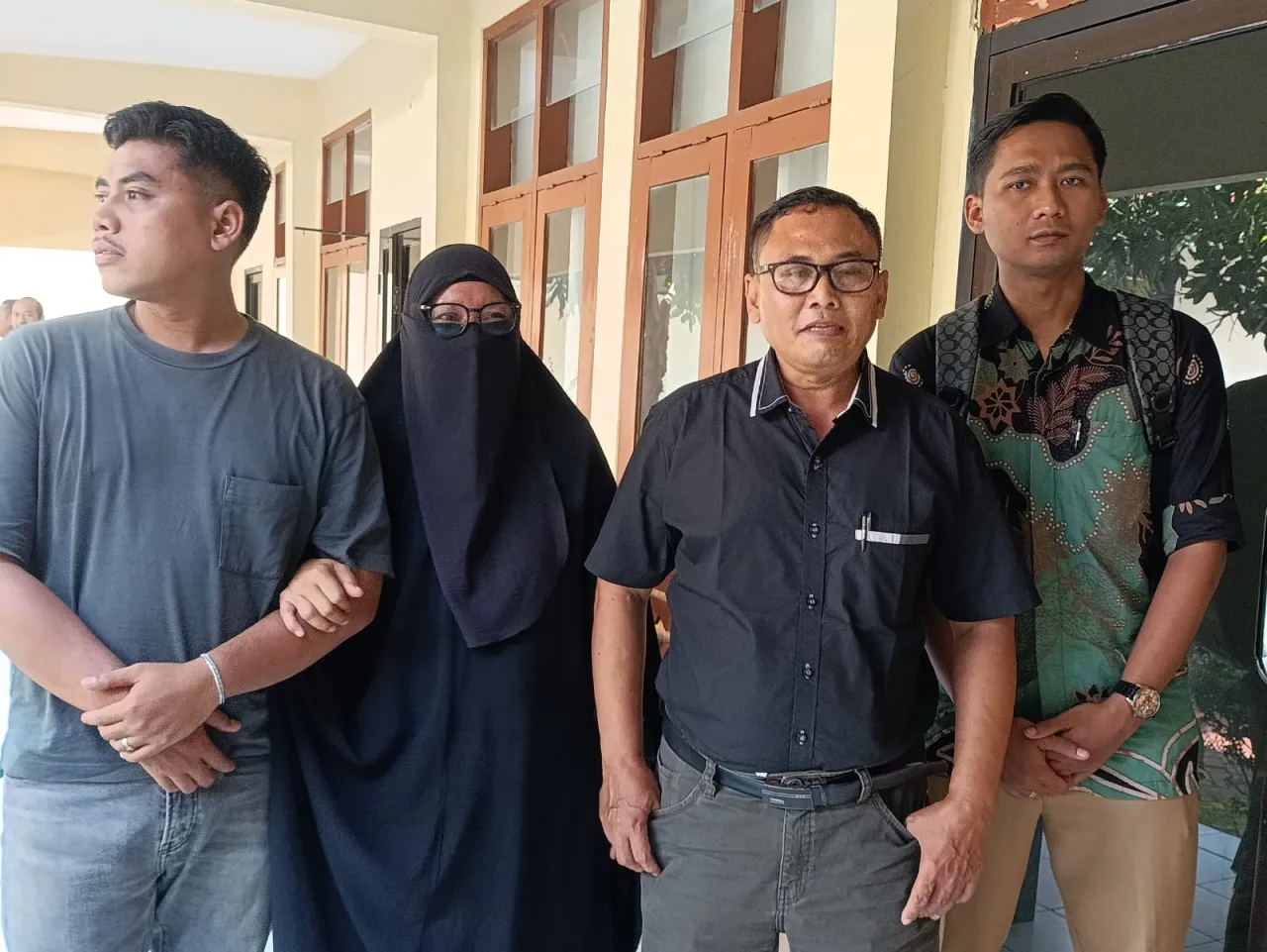 Sidang Kasus Penipuan Calon Jamaah Umroh di Brondong Lamongan, Saksi Ngaku Rugi Miliyaran