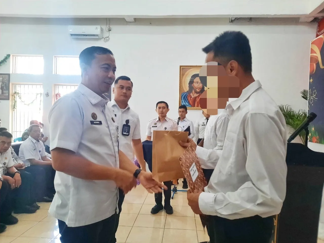 Puluhan Warga Binaan Rutan Depok Terima Remisi Natal 2025