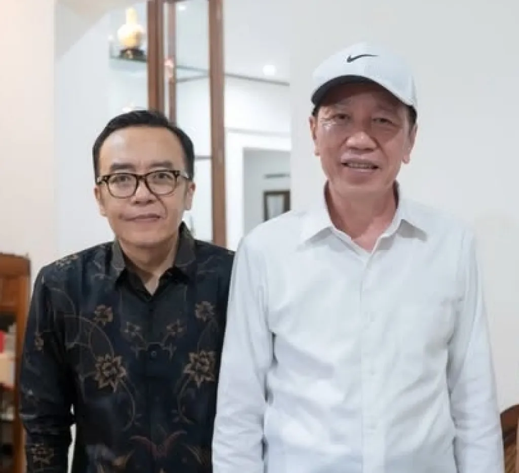 Ari Lasso Kunjungi Jokowi, Netizen: Tanyain Ijazahnya Asli atau Palsu?