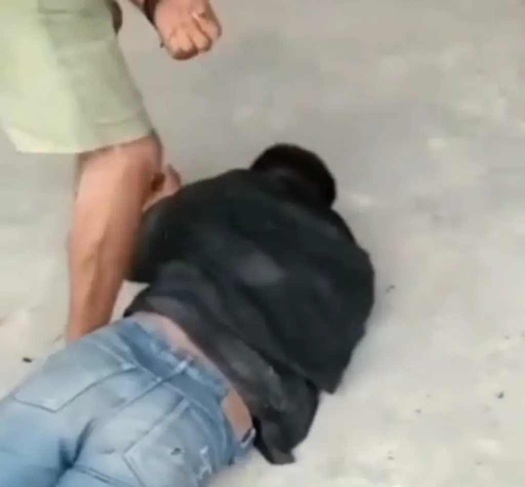 Gagal Melarikan Diri, Pejambret Dihajar Massa