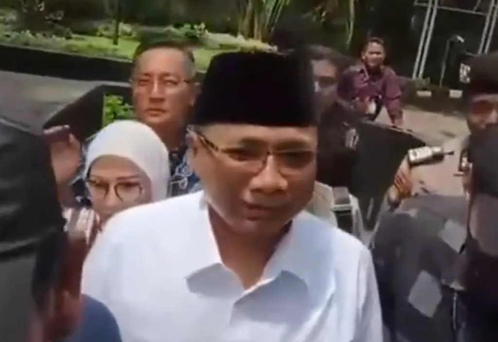 Diperiksa KPK 4 Jam, Eks Menag Yaqut Tak Ditahan