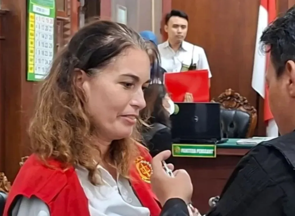 Simpan Kokain 20gram, WNA Belanda Kitty Van Riemsdijk Divonis 5 Tahun Penjara