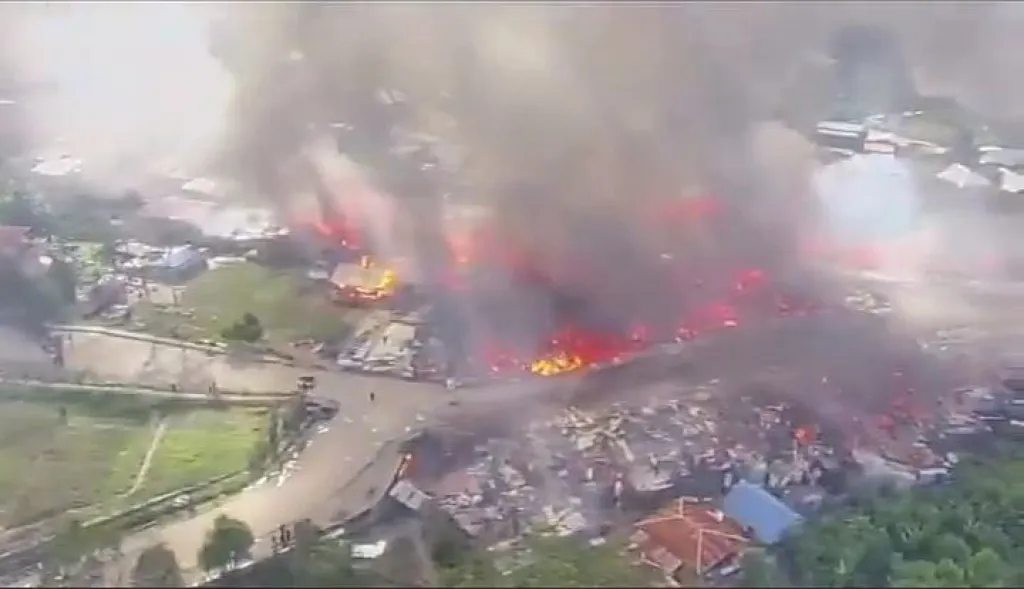 Kebakaran Dahsyat di Karubaga Tolikara, Ratusan Warga Kehilangan Tempat Tinggal Dalam Sekejap