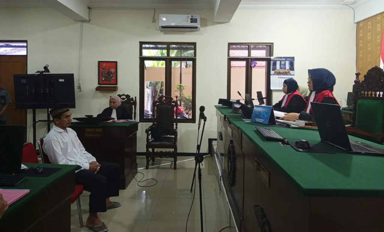 Suasana Sidang Perkara landak Jawa di Pengadilan Kabupaten Madiun. Foto: Yatno