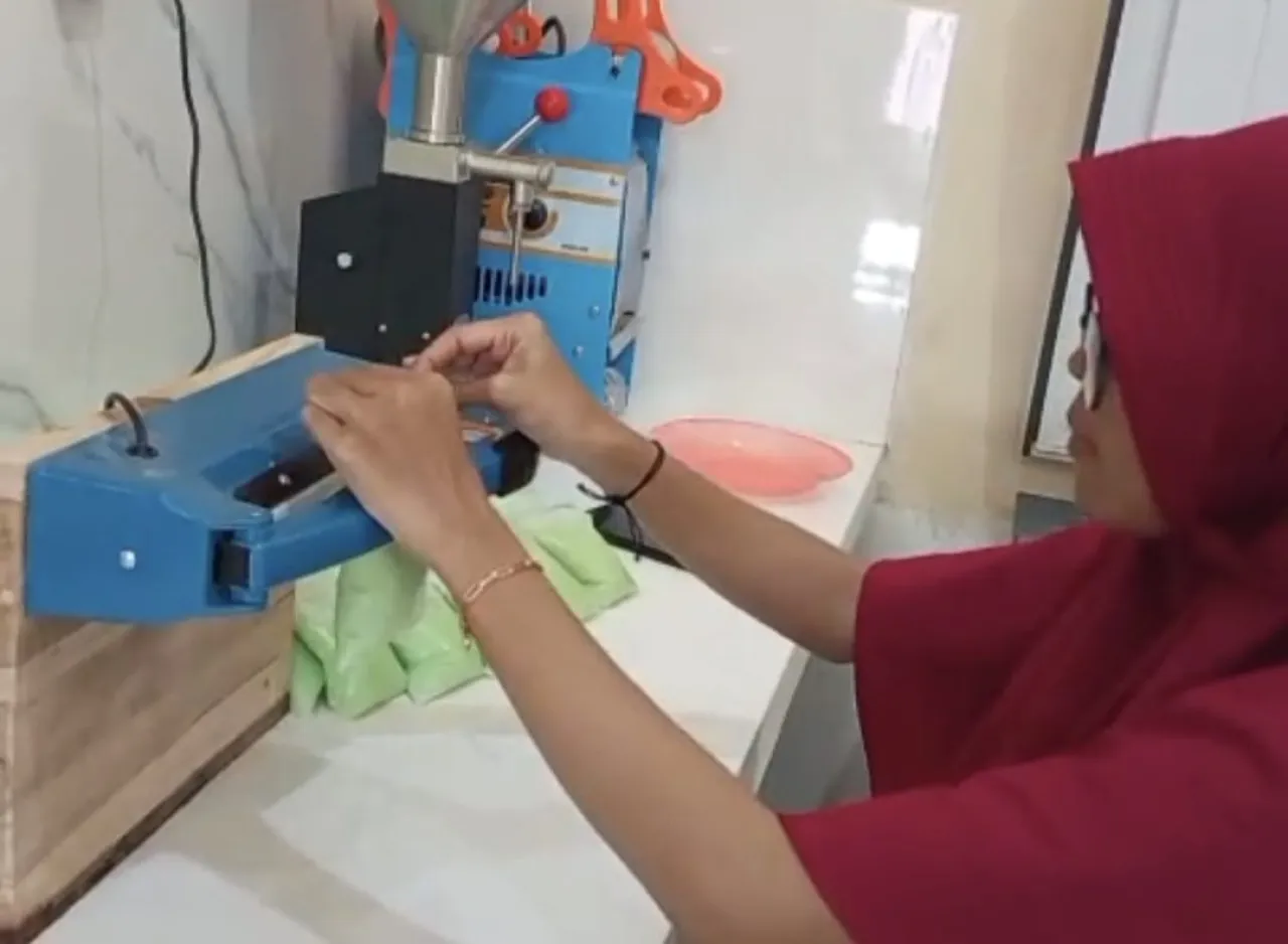 Produk Lokal Belum Maksimal Diserap Program MBG, UMKM Susu Kedelai Lamongan Kecewa