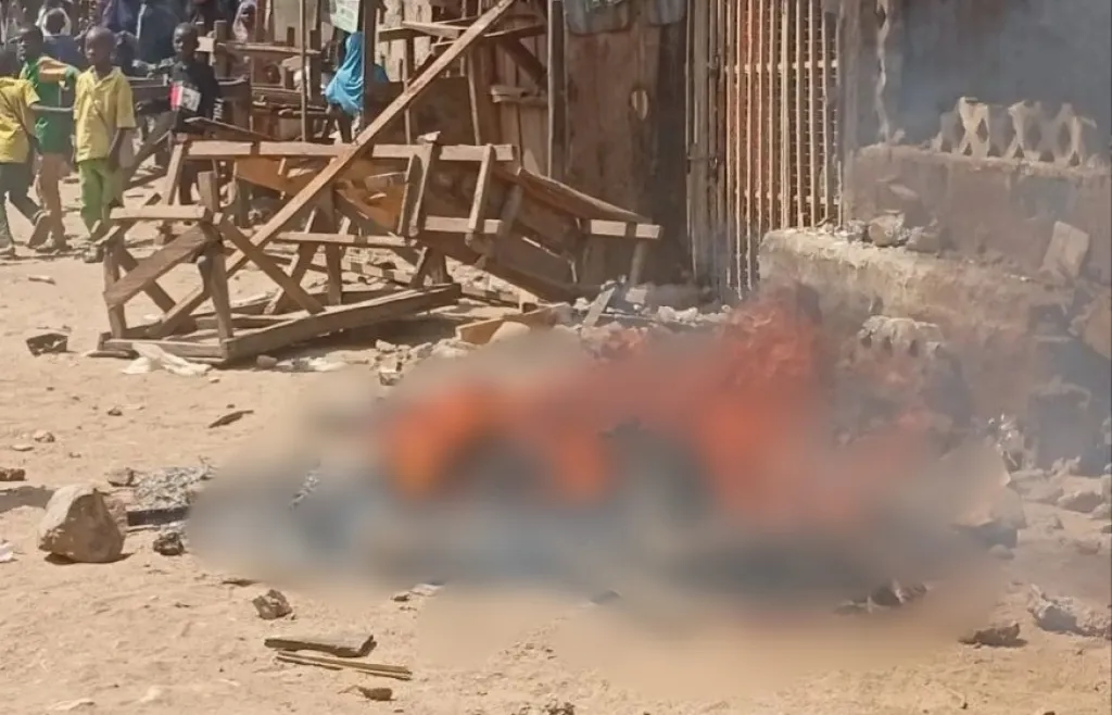 Terduga Pelaku Pembunuh Anak Dibakar Hingga Tewas