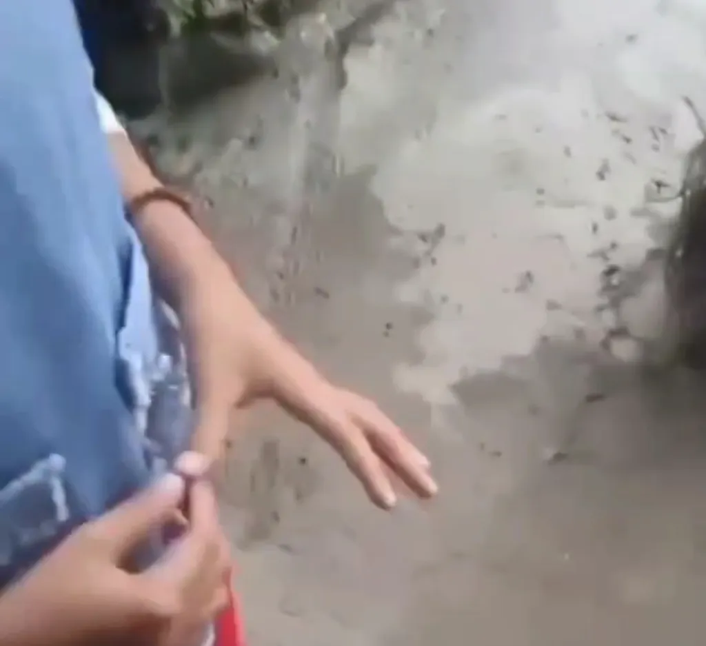 Ditinggal Istri Kerja di Taiwan, Ayah Tiri Siksa Anak dan Videonya Viral