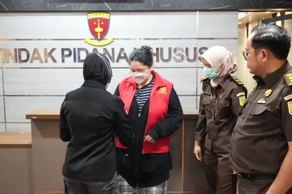 Kejati Jatim Tahan Direktur PT Buana Jaya Surya, Tersangka Baru Korupsi Sarana Prasarana SMK 2017