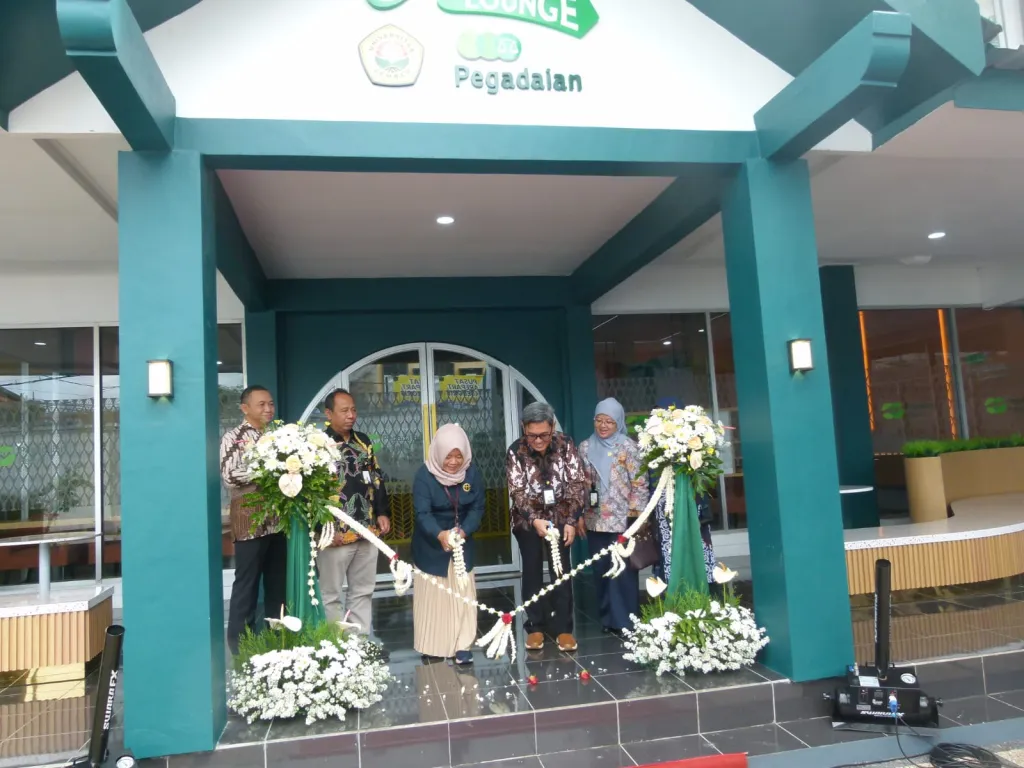 Pegadaian Resmikan The Gade Creative Lounge di Universitas Jember, Perkuat Literasi Keuangan dan Kreativitas Mahasiswa