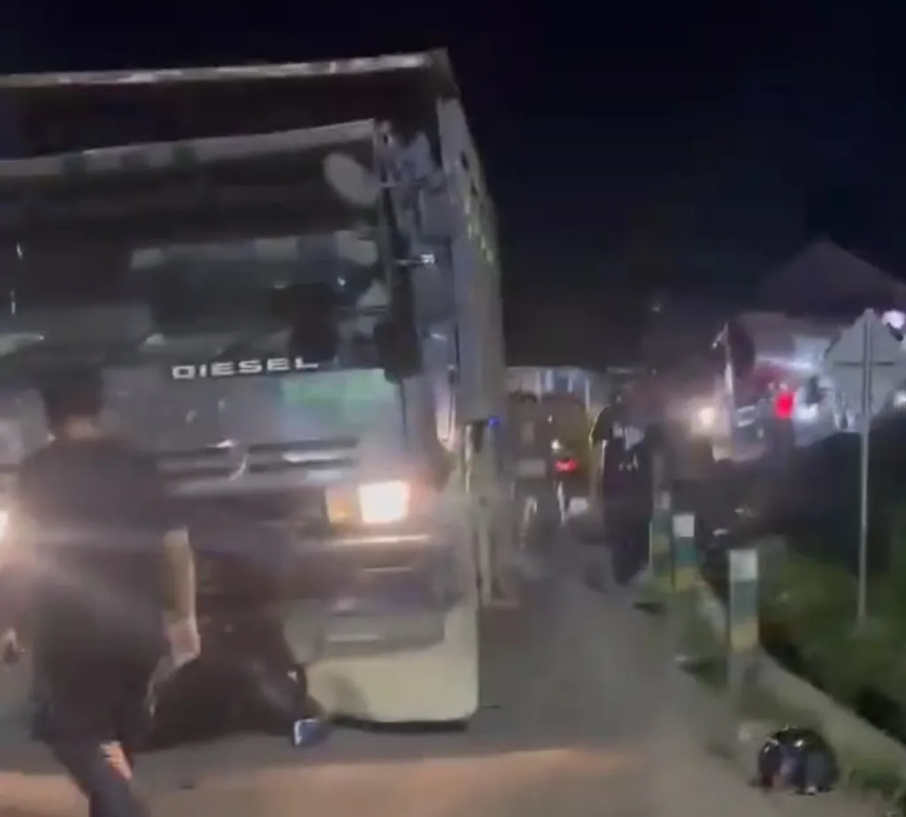 Pemotor Alami Kecelakaan di Jalan Raya Cibarusah, Korban Tutup Usia 