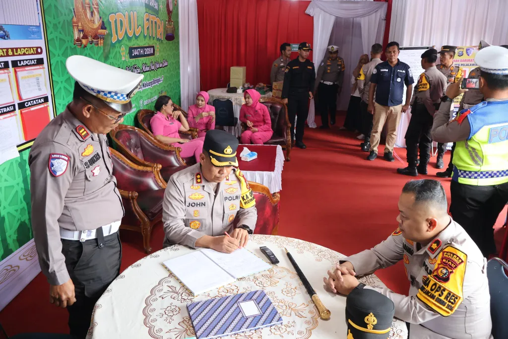 Kapolres Pelalawan Tinjau Pospam dan Posyan Ops Ketupat LK 2026: Pastikan Keamanan dan Kenyamanan Masyarakat