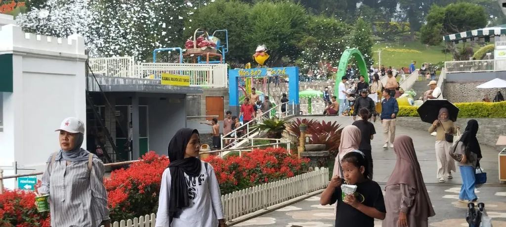 Adanya Mikutopia, Minat Wisatawan Datang Ke Selecta Tetap Membludak