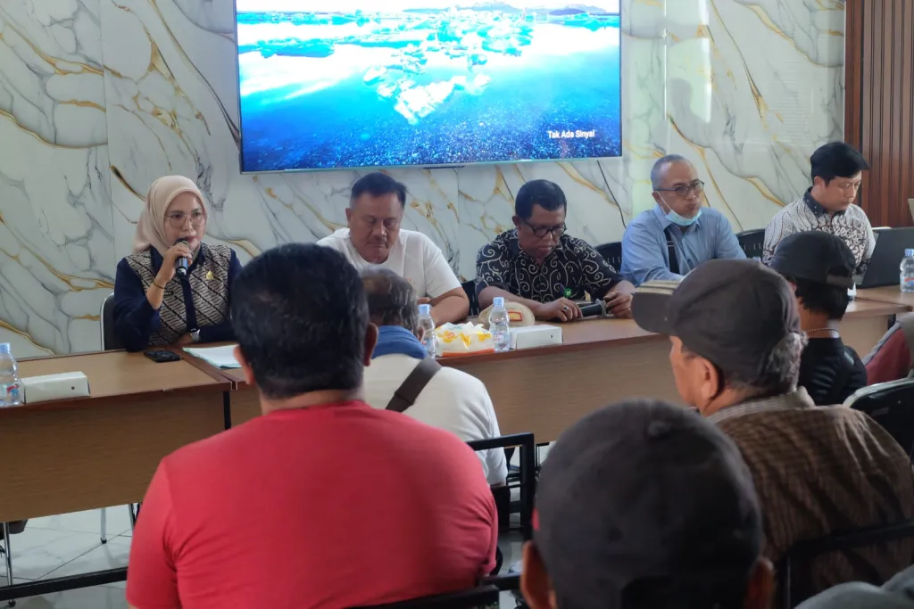 Trotoar dan Jalan Disterilkan, PKL Setono Betek Segera Direlokasi ke Dalam Pasar