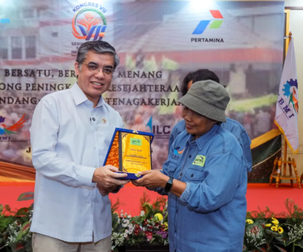Menaker Ajak Serikat Pekerja Perkuat Kompetensi Hadapi Transformasi Dunia Kerja