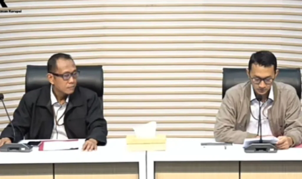 KPK Tetapkan Bupati dan Sekda Kuansing jadi Tersangka Korupsi Proyek Strategis di Riau