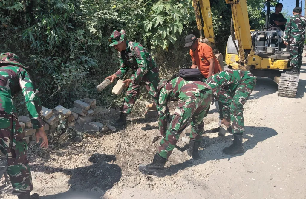 Satgas TMMD 129 Bojonegoro Bergerak, Paving Jalan Dusun Mundu Dibongkar