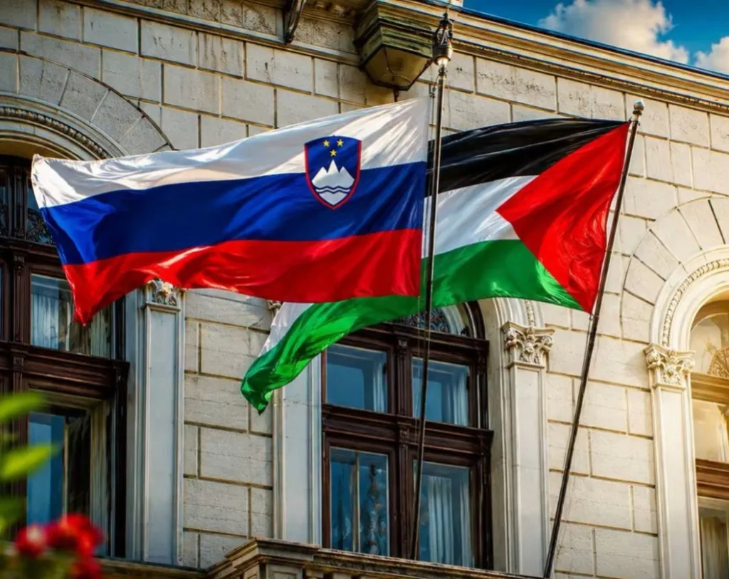 Presiden Slovenia Kibarkan Bendera Palestina di Istana Kepresidenan
