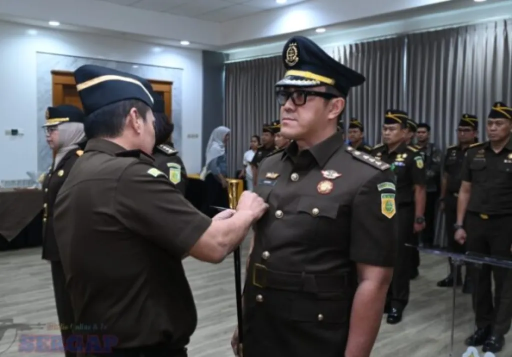 Kejati Jabar Lantik 15 Pejabat, Tekankan Integritas dan Larang Penyalahgunaan Wewenang
