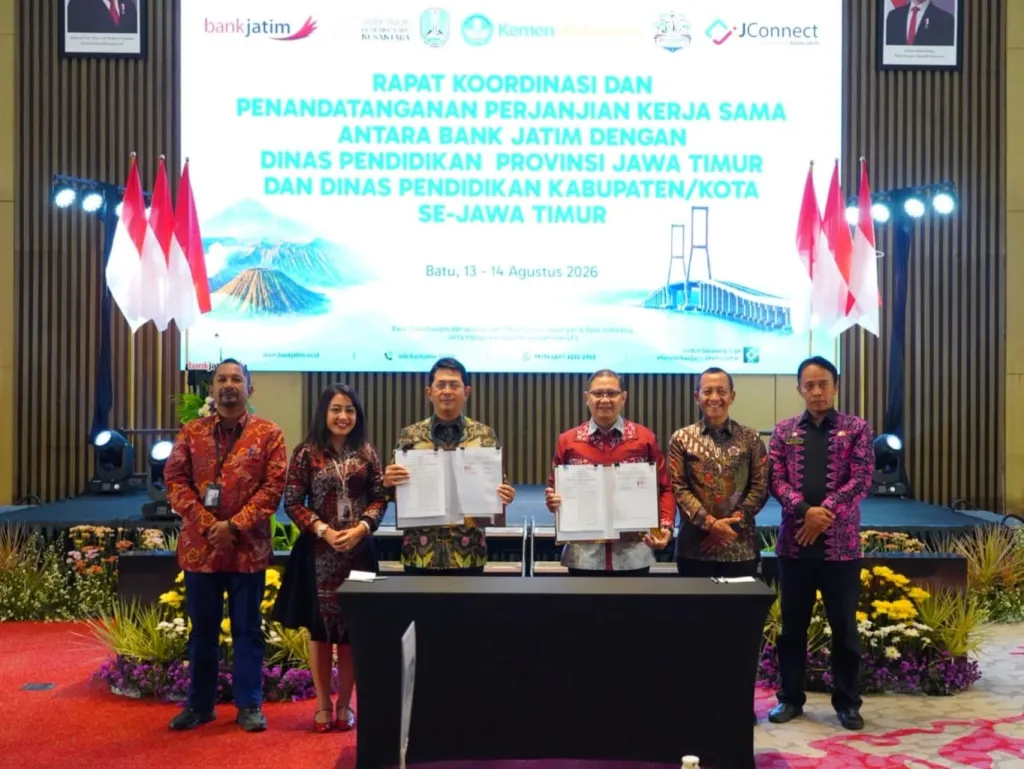 Bank Jatim dan Dindik se-Jatim Kerja Sama Layanan Jasa Perbankan Satuan Pendidikan