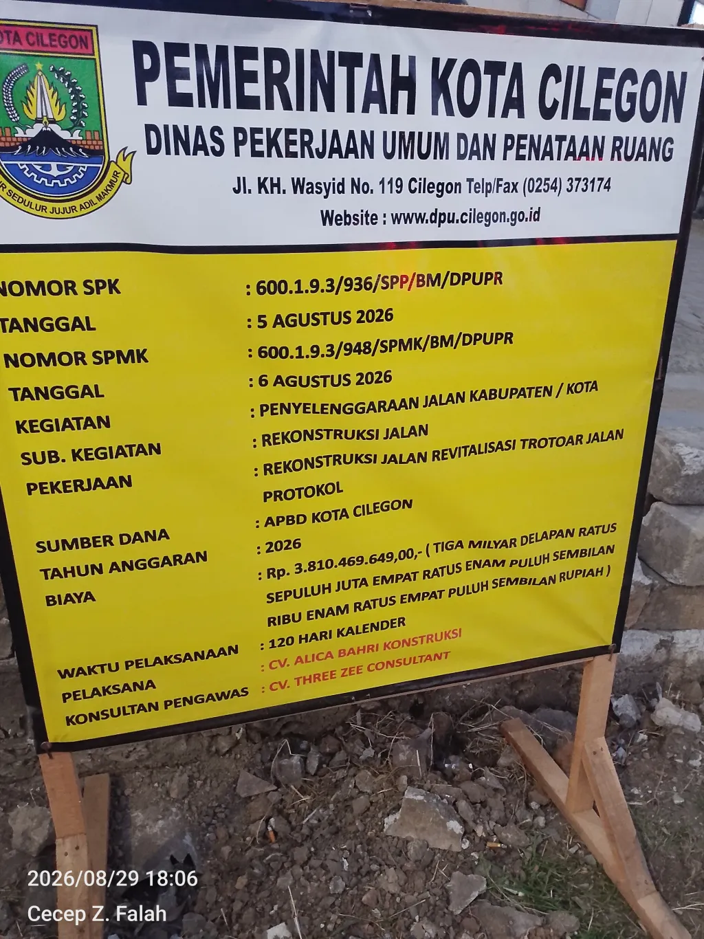 Rekonstruksi Jalan Revitalisasi Trotoar Jalan Protokol dengan nilai kontrak Rp3.810.469.649. Foto: Fauzi