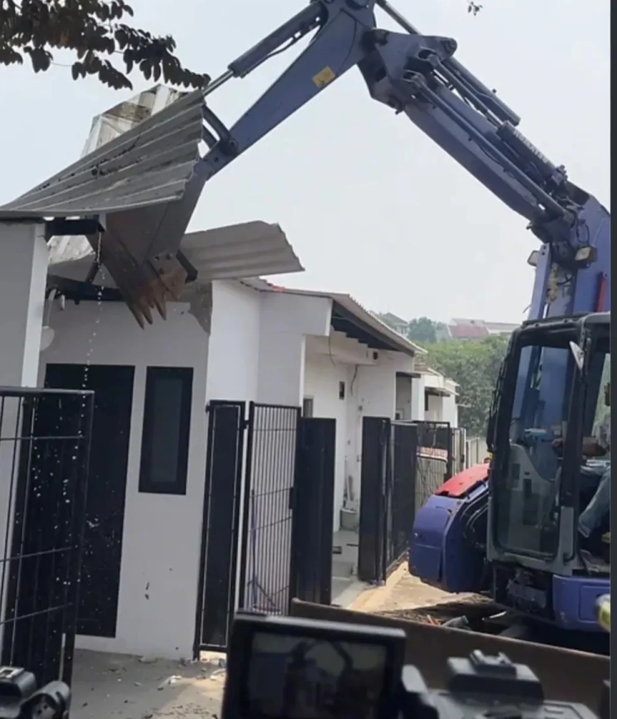 Agar Tidak Ketahuan, Barang Mewah di Lapas Cibinong Dipindah Malam Hari ke Kandang Sapi